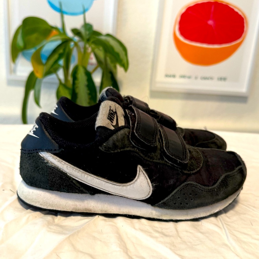 Nike Cortez Basic Sneakers